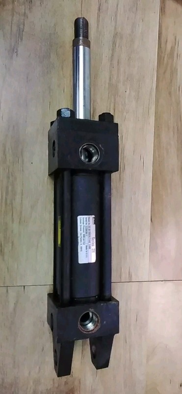 Parker Cylinders 02.00 CBB2HLT14AC 5.000 Ser. 2H