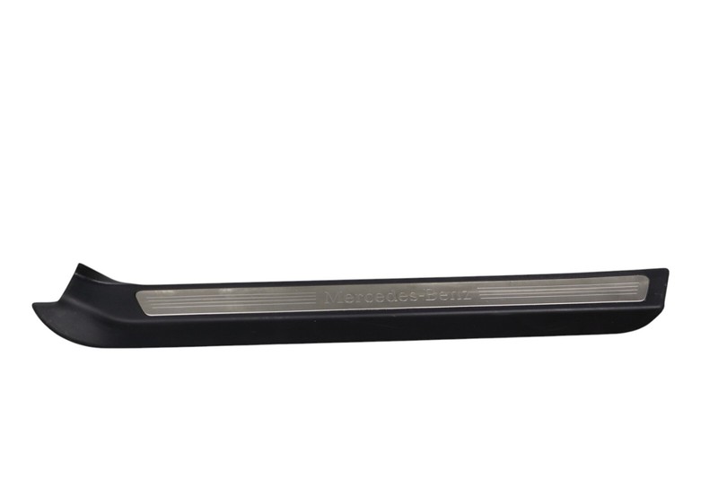10-13 Mercedes W207 E350 E550 Left Driver Side Door Sill Scuff Plate OEM