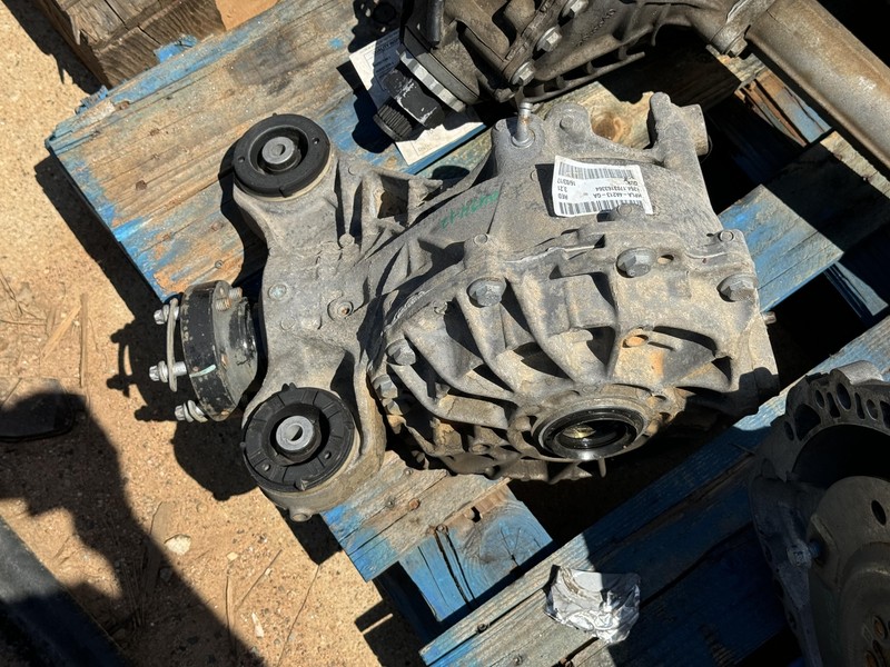 2017-2020 LAND ROVER RANGE ROVER L405 3.0L DIESEL REAR CARRIER DIFFERENTIAL