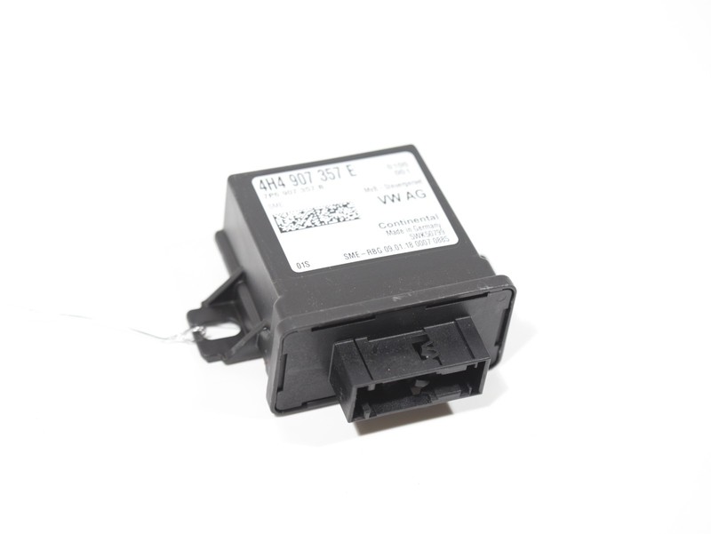2016-2018 Audi A6 Quattro C7 Headlight Lamp Range Computer Control Module OEM