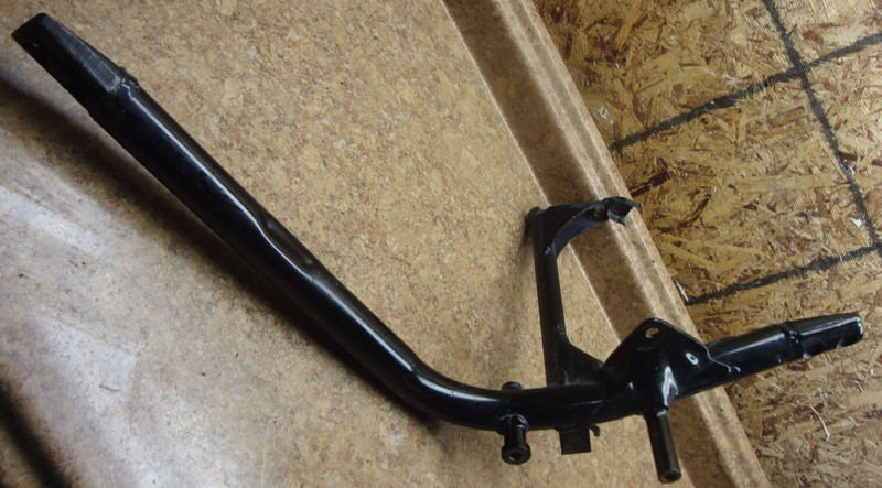 2007 Honda Shadow VT1100C VT1100 VT 1100 C Frame Engine Support Mount Bar Body