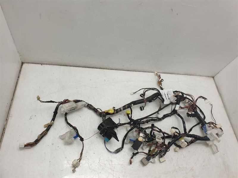 06 TOYOTA COROLLA DASH WIRE HARNESS 82141-12U71