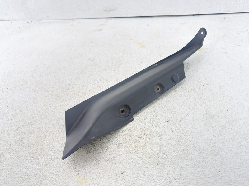 2024 CHEVROLET TRAX FRONT RIGHT SIDE FENDER REARWARD INSULATOR COVER OEM