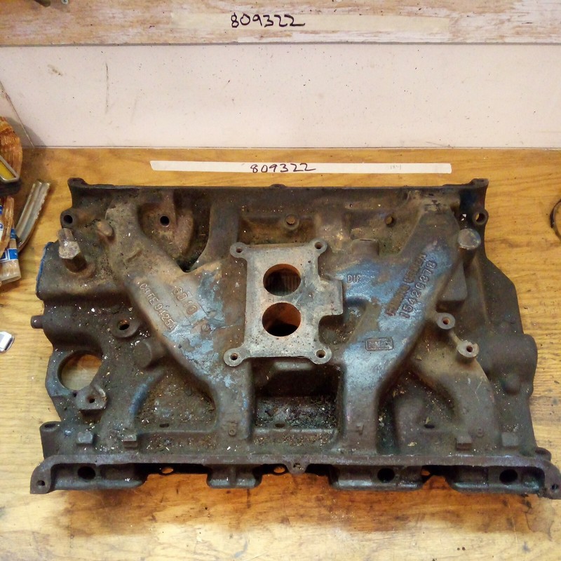 68 Ford Thunderbird 390 Intake Manifold C8TE9425A date code 8D10
