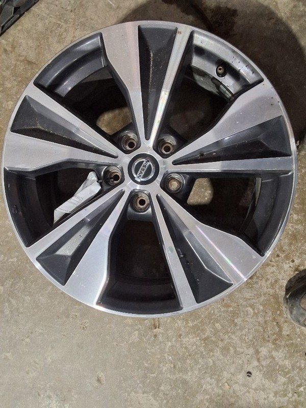 2019-2024 Nissan Murano Wheel Rim 18x7-1/2 Alloy V Spoke Machined Face