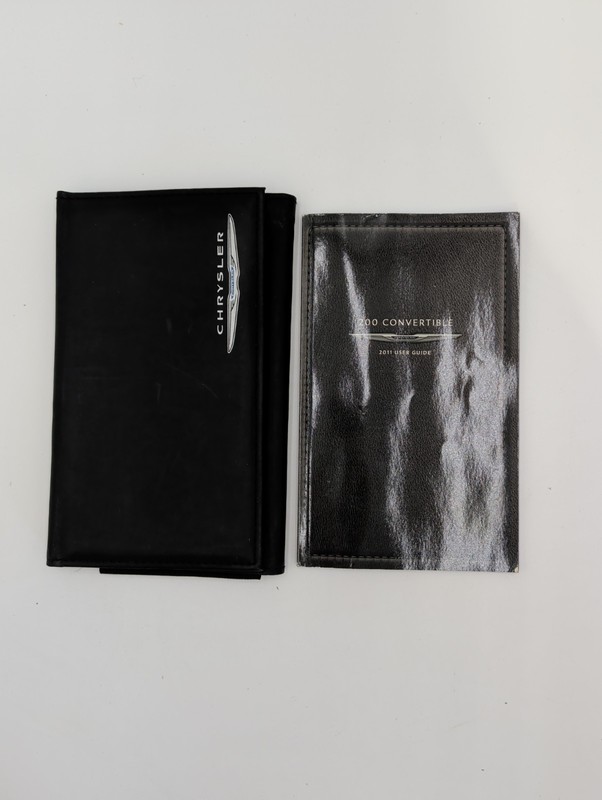 2011 Chrysler 200 Convertible owner's manual With case