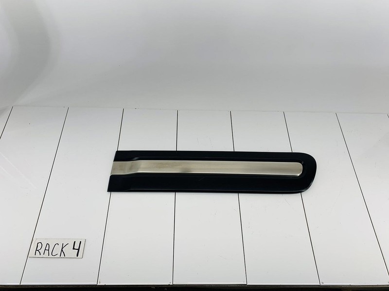 14-16 FIAT 500L REAR LEFT DRIVER SIDE DOOR MOLDING COVER PRETO ETNA OEM