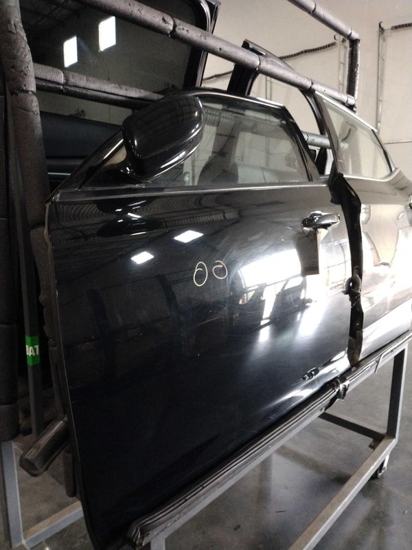 2014 Chrysler 300 Left Front Door White Dents OEM 179350 290K Miles
