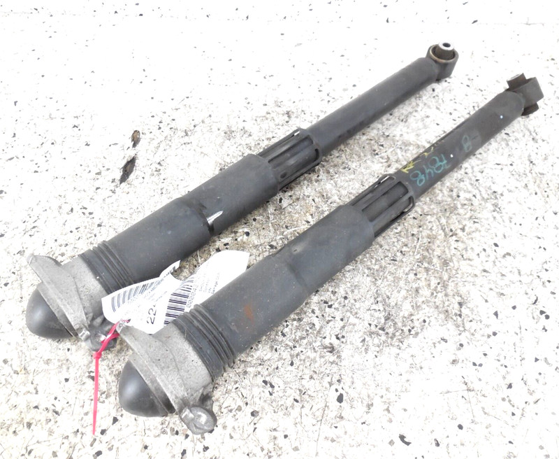 2020 20 Volkswagen Tiguan Rear Shock Absorber Left Right Pair OEM