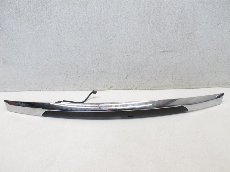 12-15 JAGUAR XF XFR XFR-S TRUNK DECK LID HANDLE LICENCE PLATE LIGHT TRIM OEM 092