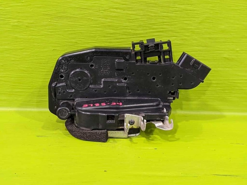 07 08 G35 SDN PASSENGER RIGHT FRONT DOOR LOCK LATCH OEM 3785-34