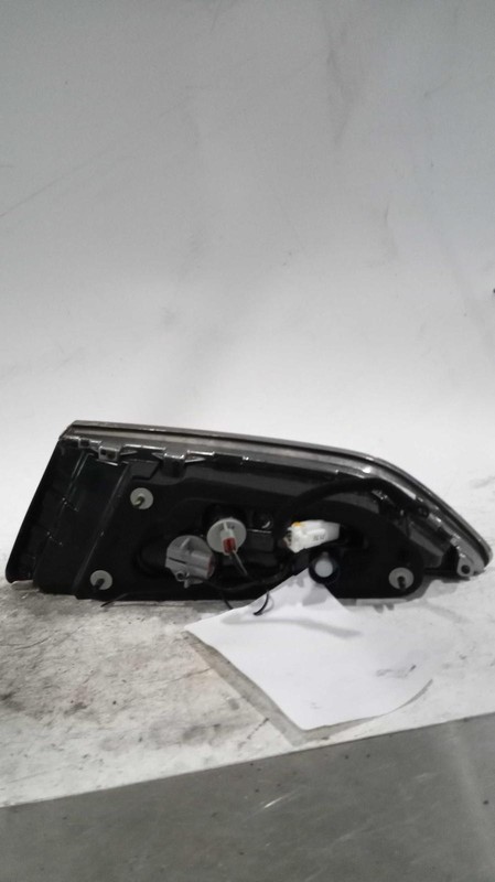 2018-2019 Hyundai Sonata Left Tail Light Assembly White 666448 Used 95K Miles