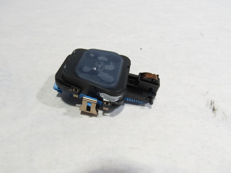 18-20 Mercedes E63 S W213 2018 Front Windshield Rain Sensor Control Module ; :Y