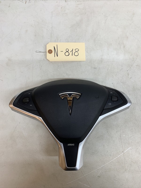2012-2016 TESLA MODEL S DRIVER WHEEL RESTRAINT 1023381-00-A N-818 B12