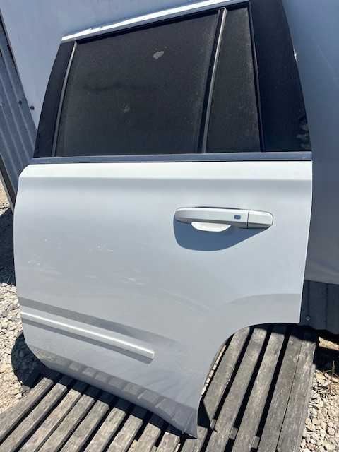 15 16 17 18 19 20 TAHOE YUKON LEFT REAR DOOR BS-428