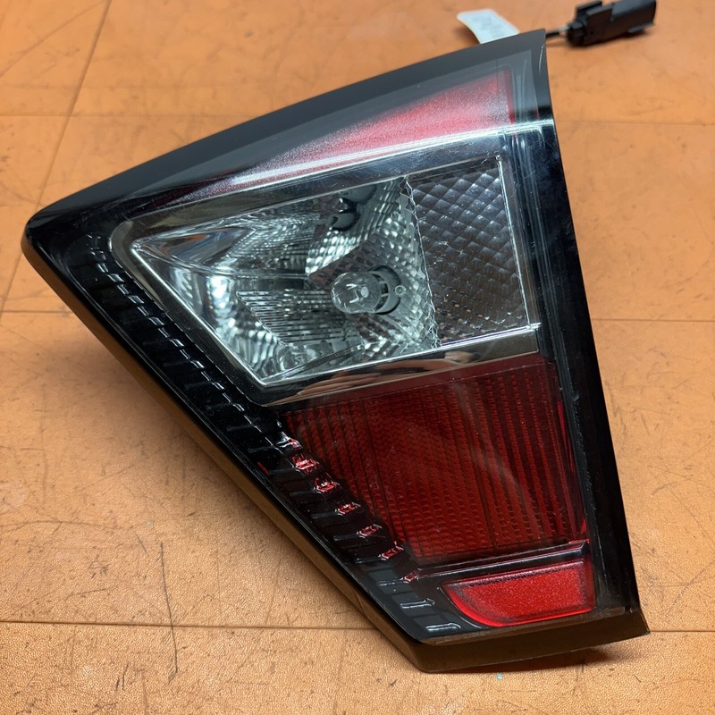 GJ5413A602AG | 2017 - 2019 Ford Escape Right Passenger RH Inner Tail Light OEM