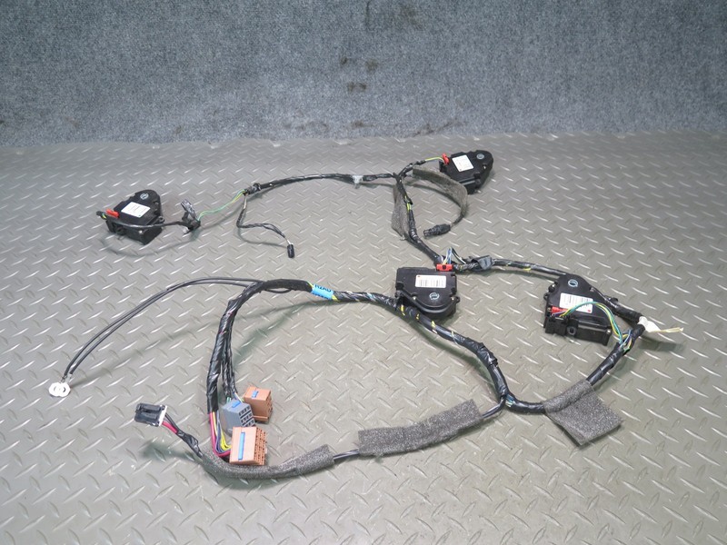 2003-2009 HUMMER H2 HVAC A/C AIR HEATER FLAP DOOR ACTUATOR MOTOR WIRING SET