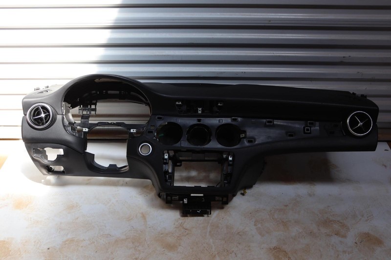 2014-2019 MERCEDES CLA CLASS CLA45 W117 DASH DASHBOARD PANEL BLACK OEM