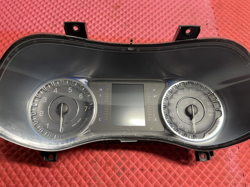 15 16 17 CHRYSLER 200 Instrument Gauge Cluster Speedometer Panel 230K Miles OEM