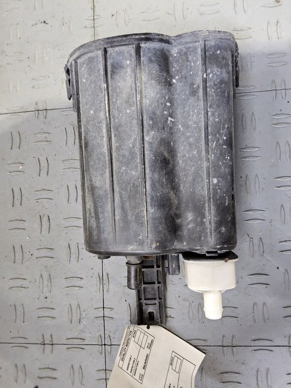 2007-2011 Jeep Patriot fuel vapor evap charcoal emissions canister 68018927AD