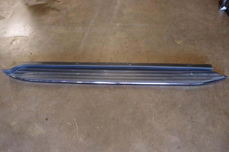 2013-2019 NISSAN SENTRA RIGHT PASSENGER SIDE ROCKER MOLDING PANEL BLACK OEM