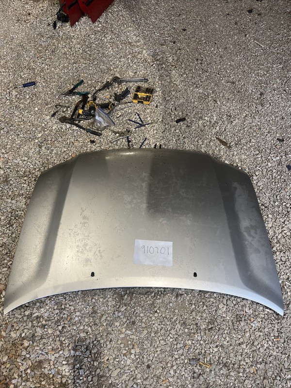 2004 2005 2006 2007 Toyota Highlander Hybrid Hood Cover 06-07