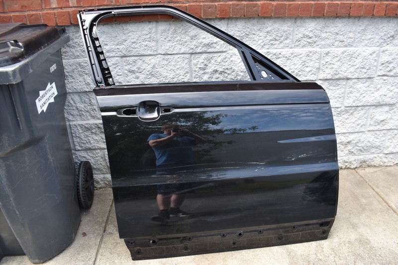 2014-2022 LAND ROVER L494 SPORT LEFT SIDE EXTERIOR DOOR FACTORY OEM