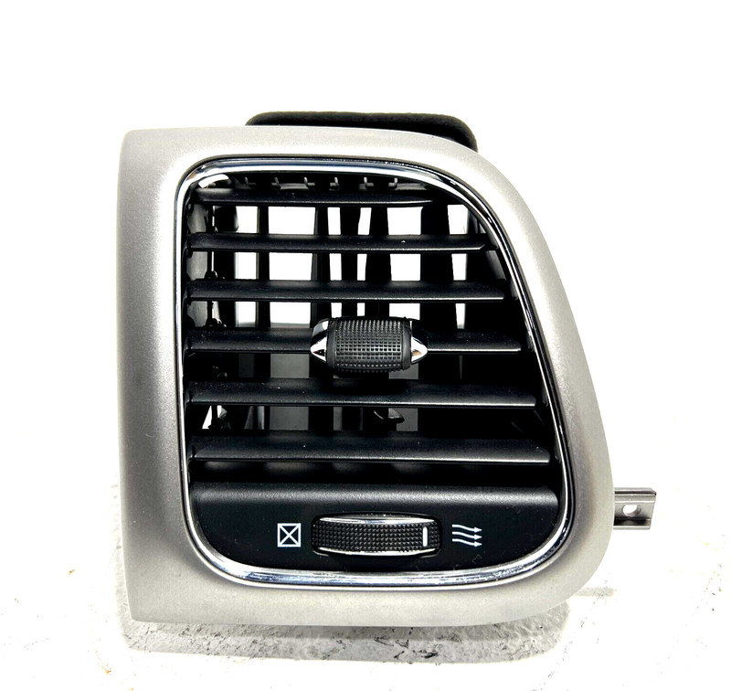2018-2022 Jeep Grand Cherokee Front Left Side Dash Air Vent w/Bezel Molding OEM