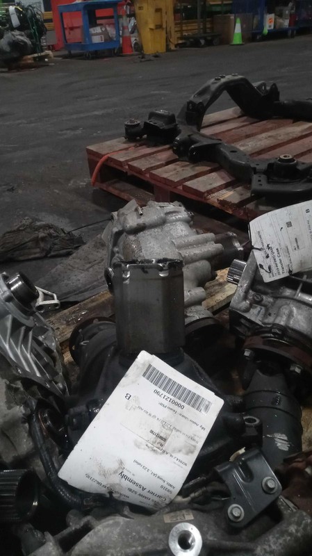 2015 BMW 528I Differential Carrier Assembly OEM 31507584520, 190K Miles