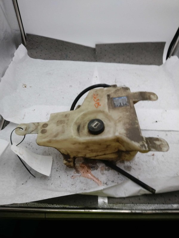 2007 Chevrolet Express 1500 Engine Coolant Reservoir OEM White 4.3L 215K Miles