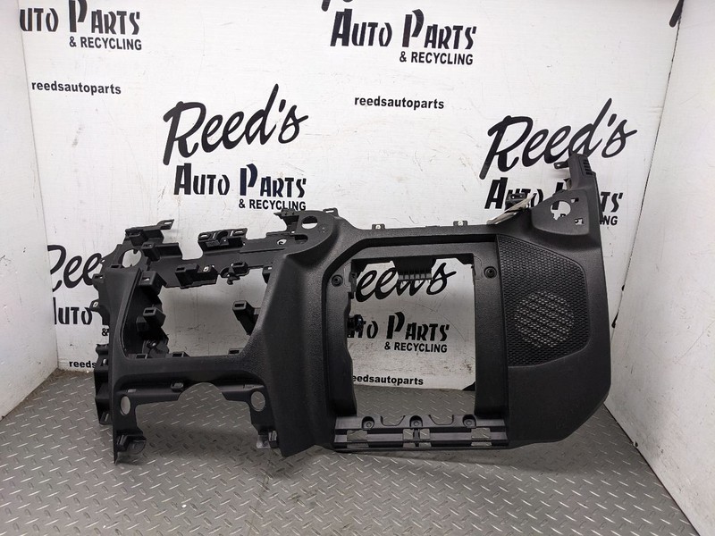 2018 - 2023 JEEP WRANGLER FRONT DASH LEFT SIDE LOWER COVER PANEL OEM 1181473