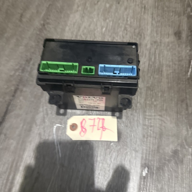 VOLVO VNL CAB CONTROL UNIT MODULE P/N:21083357-P08