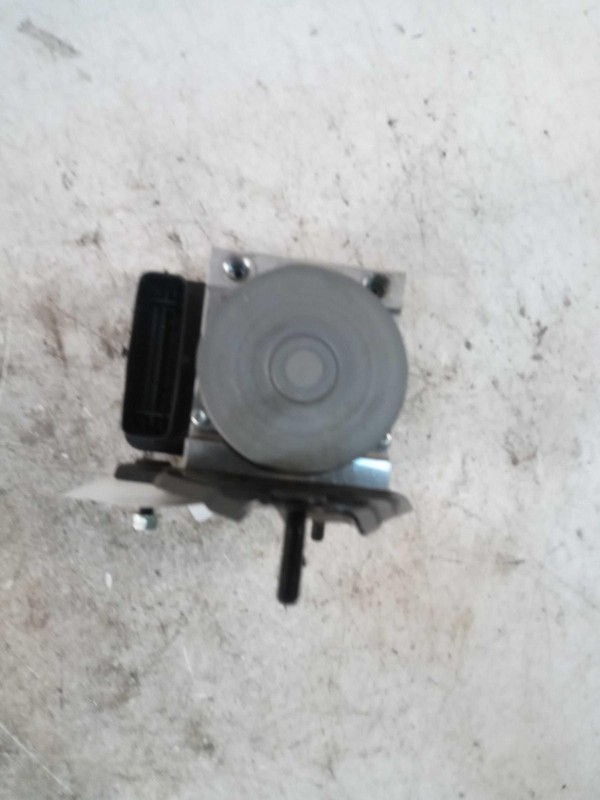 2021 Toyota Highlander ABS Pump & Motor Assembly OEM 29000 Miles Black