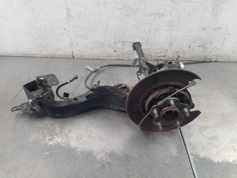 2015 Nissan Juke Nismo RS Left Rear Hub Knuckle Control Arms#0317 J2