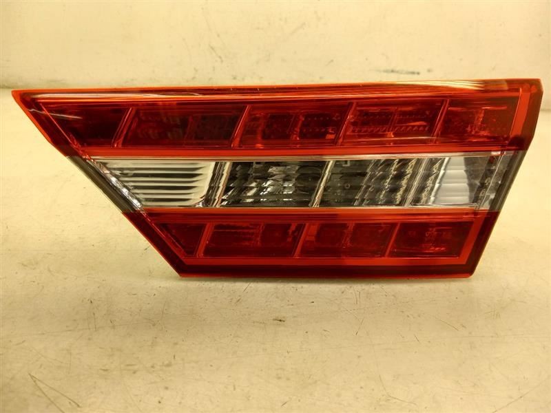 13-15 TOYOTA AVALON XLE PREMIUM PASSENGER SIDE REAR TAIL LIGHT ASSEMBLY
