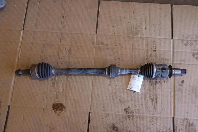 2019-2022 TOYOTA COROLLA HATCHBACK M/T FWD FRONT RIGHT AXLE SHAFT CV U JOINT OEM