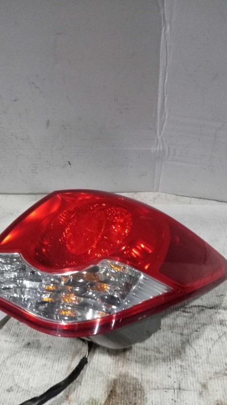 2016 Chevrolet Cruze Right Grey Tail Light Assembly OEM 498870 106K Miles