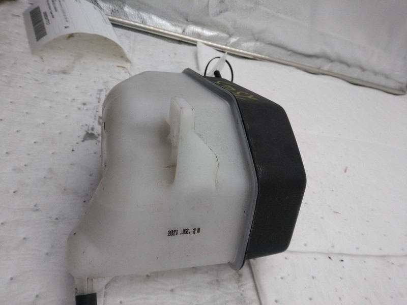 2021 Hyundai Palisade Engine Coolant Reservoir OEM White 3.80L 51K Miles