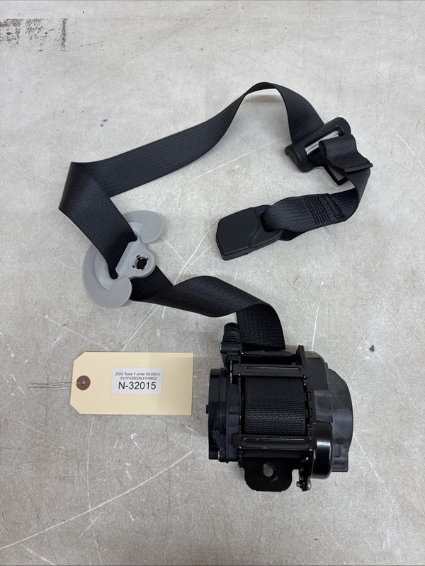 ⚡️24-25 Tesla Model Y Front Right Seat Belt Retractor 1493783-01-B 32015 B70