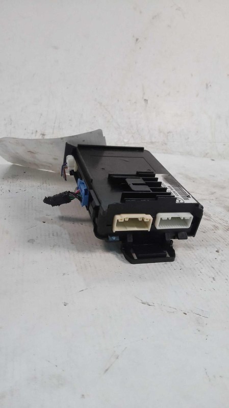 Used Keyless Entry Module fits: 2017 Mazda 6 Theft-Locking keyless entry LH door