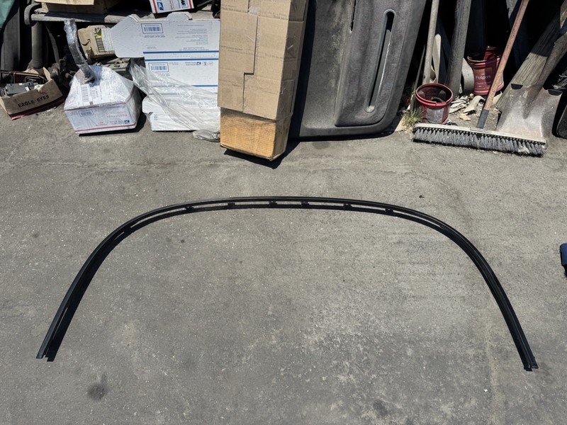 00-09 Honda S2000 Soft Top Rear Cover Molding 74866-S2A-033 OEM