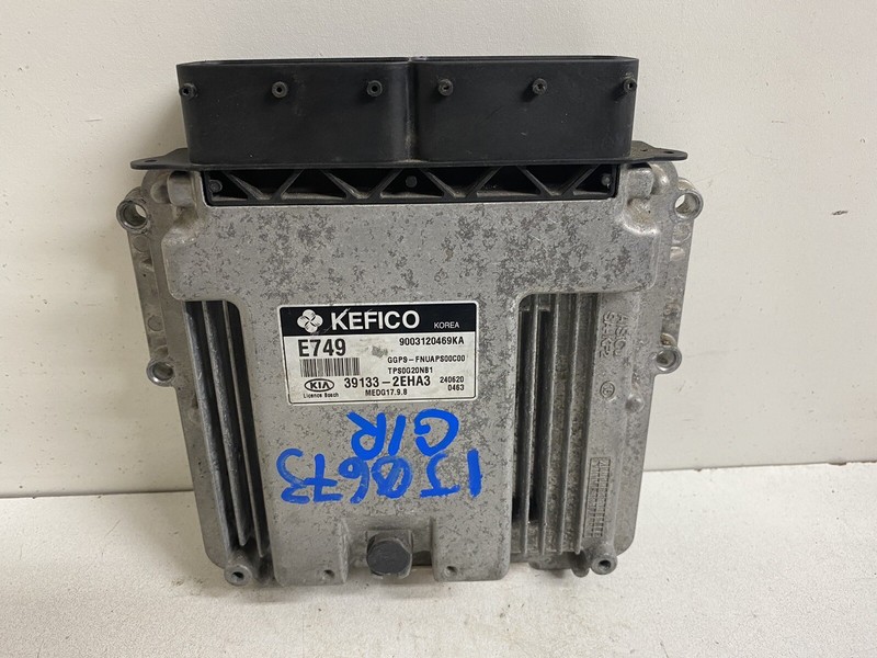 2015 Kia Soul 2.0 39133 2EHA3 Engine Computer Control Module Ecu Ecm Pcu Pcm