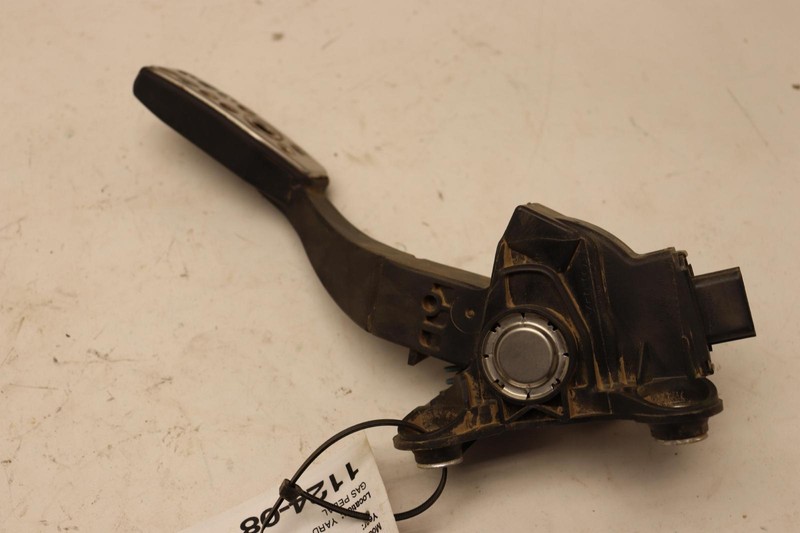 2019-2022 HONDA HRV SPORT GAS THROTTLE ACCELERATOR PEDAL PAD OEM