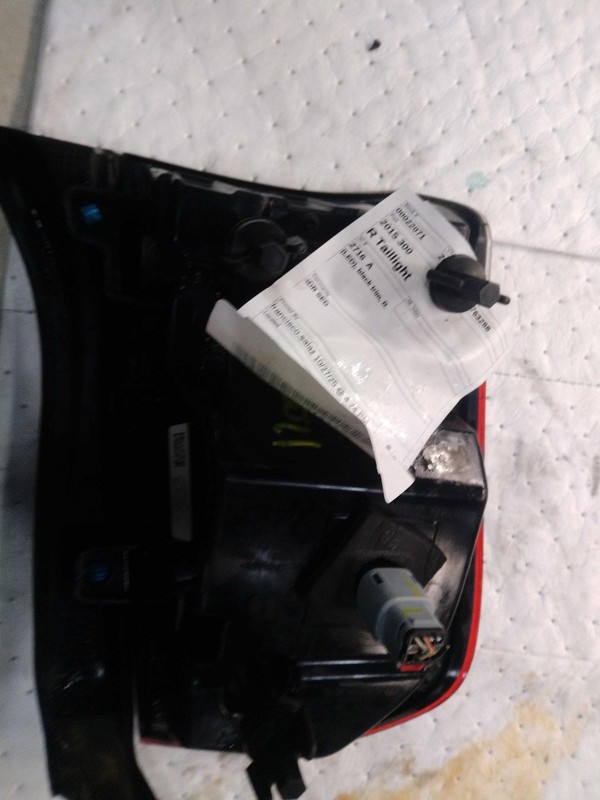 Used Right Tail Light Assembly fits: 2015 Chrysler 300 LED black trim Right Grad