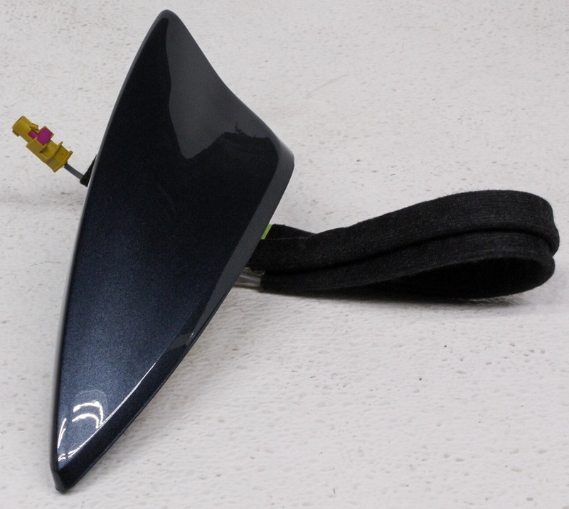 84722845 OEM Roof Mounted Shark Fin Antenna for Cadillac XT5, XT6 Dark Blue Moon