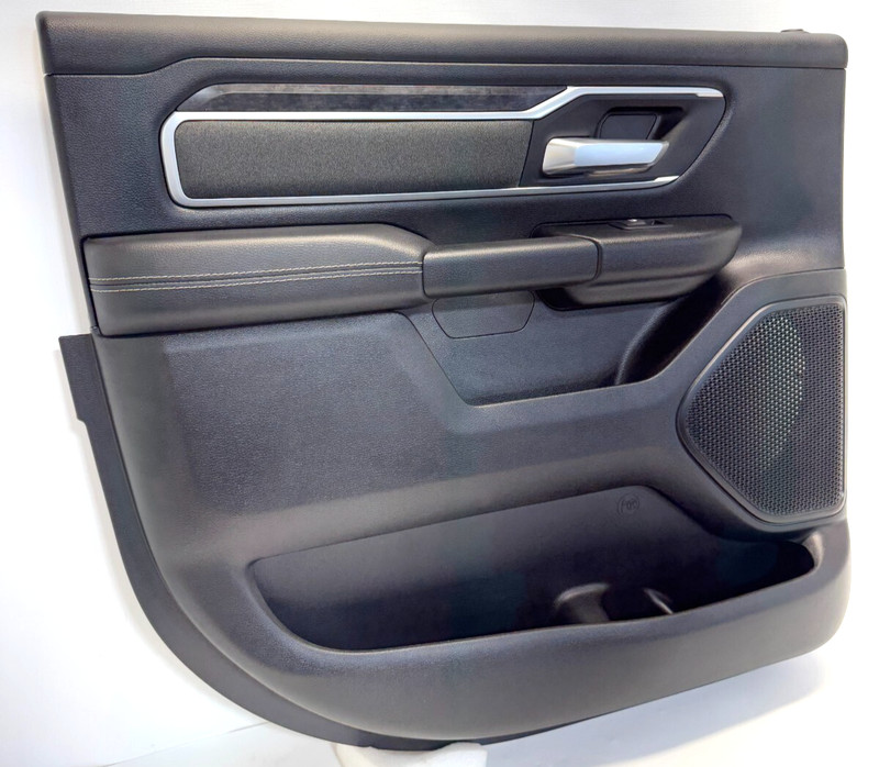 ✅ 2019-2025 RAM 1500 CREW CAB BIG HORN DOOR TRIM PANEL REAR LEFT DRIVER SIDE OEM