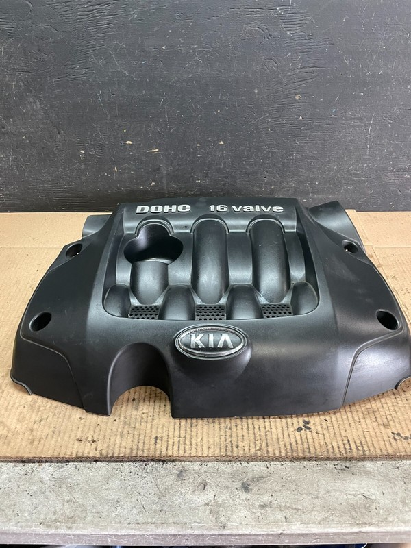 2005 to 2007 Kia Sportage 2.0L Engine Motor Cover J4201 PS