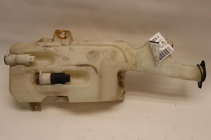 2007-2014 CADILLAC ESCALADE WINDSHIELD WASHER RESERVOIR BOTTLE TANK OEM