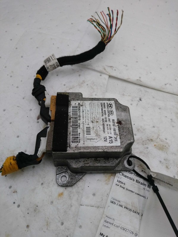 Used Air Bag Module fits: 2017 Kia Optima Air Bag center console ID 95910A8150 H