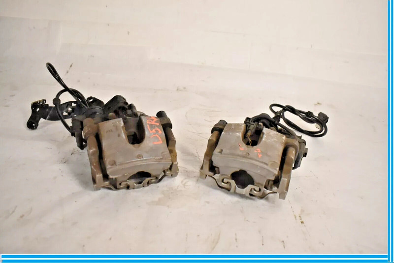 15-20 Mercedes W205 C300 C400 Rear Right & Left Side Brake Calipers Set of 2 OEM